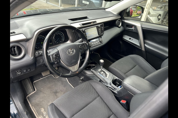 Toyota RAV4 2.5 Hybrid Style | Trekhaak, Dodehoekherkenning, Navigatie, Parkeersensoren, Elektrische achterklep, Startknop