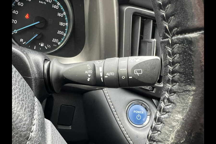 Toyota RAV4 2.5 Hybrid Style | Trekhaak, Dodehoekherkenning, Navigatie, Parkeersensoren, Elektrische achterklep, Startknop