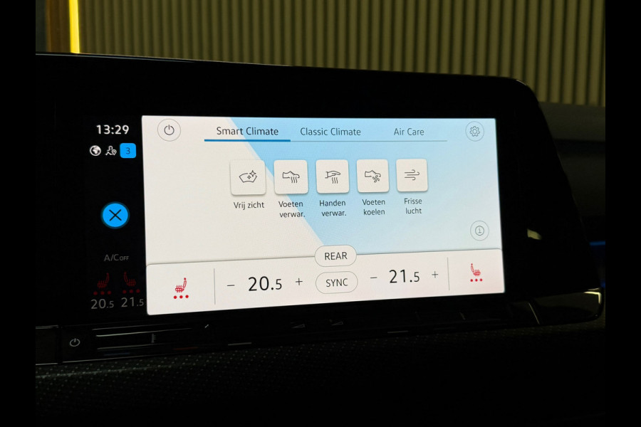 Volkswagen Golf 2.0 TSI R 4Motion PANO|H&K|HuD|IQ LIGHTS|VIRTUAL|KEYLESS|CARPLAY|SFEERVERLICHTING|NIGHTPAKKET|320PK|VOL!