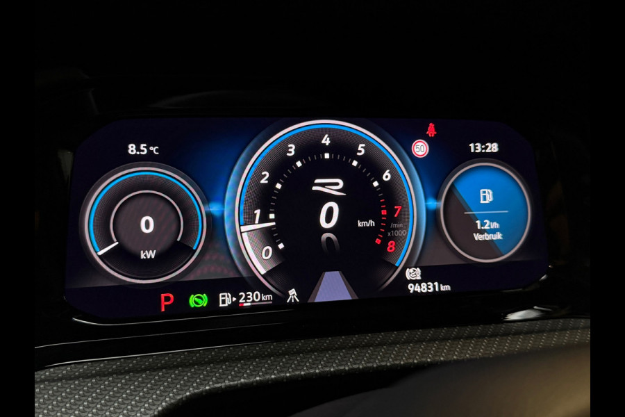 Volkswagen Golf 2.0 TSI R 4Motion PANO|H&K|HuD|IQ LIGHTS|VIRTUAL|KEYLESS|CARPLAY|SFEERVERLICHTING|NIGHTPAKKET|320PK|VOL!
