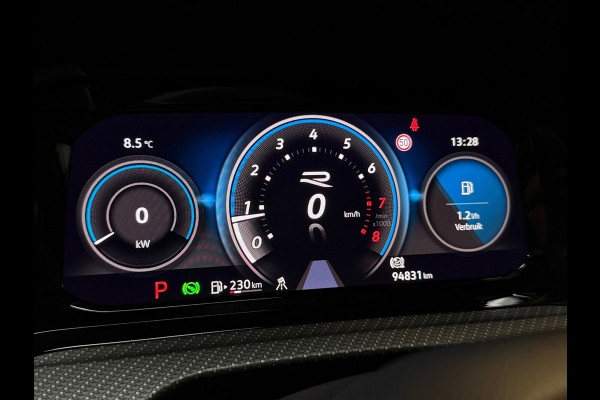 Volkswagen Golf 2.0 TSI R 4Motion PANO|H&K|HuD|IQ LIGHTS|VIRTUAL|KEYLESS|CARPLAY|SFEERVERLICHTING|NIGHTPAKKET|320PK|VOL!