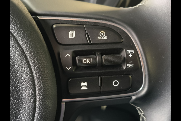 Kia Niro 1.6 GDi Hybrid ComfortLine Rijklaar + 12 maanden Bovag-garantie Henk Jongen Auto's in Helmond,  al 50 jaar service zoals 't hoort!