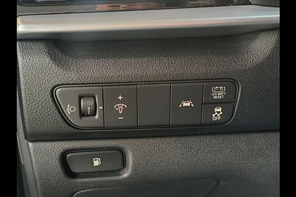 Kia Niro 1.6 GDi Hybrid ComfortLine Rijklaar + 12 maanden Bovag-garantie Henk Jongen Auto's in Helmond,  al 50 jaar service zoals 't hoort!