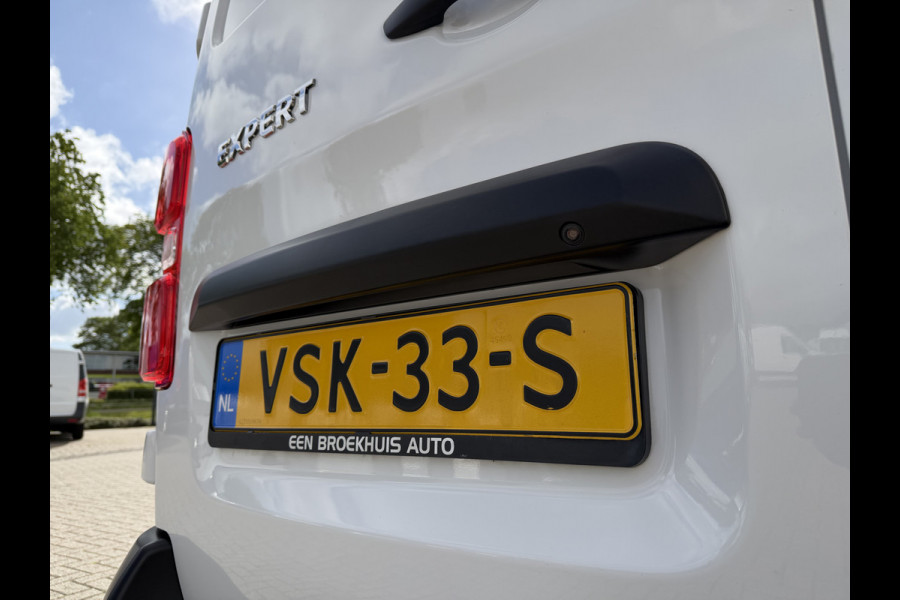 Peugeot Expert 1.5 BlueHDI L2H1 120pk Standard Premium / vaste prijs rijklaar € 11.950 ex btw / euro 6 / bpm vrij / lease vanaf € 201 / airco / cruise / navi / camera / pdc achter !