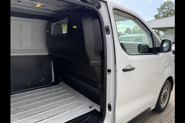 Peugeot Expert 1.5 BlueHDI L2H1 120pk Standard Premium / vaste prijs rijklaar € 11.950 ex btw / euro 6 / bpm vrij / lease vanaf € 201 / airco / cruise / navi / camera / pdc achter !