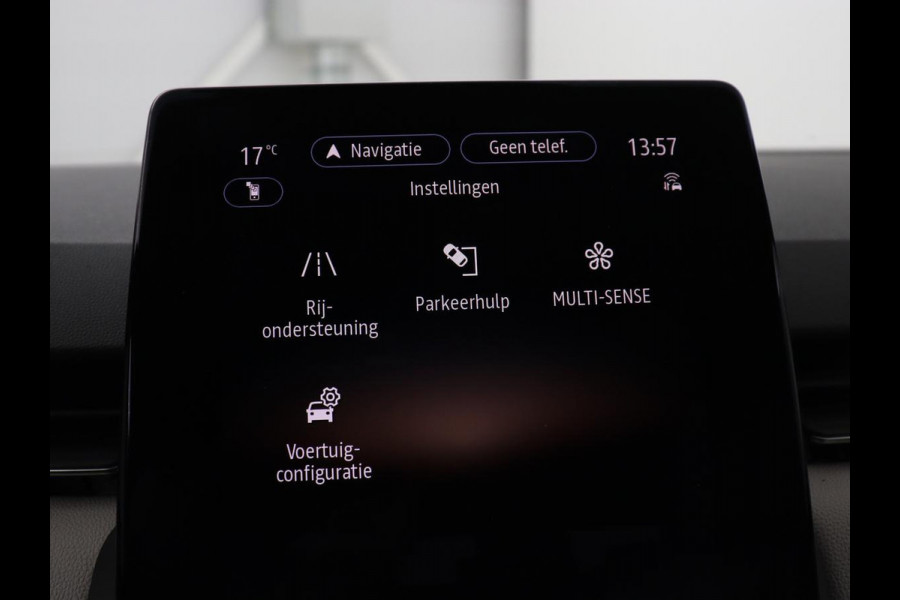 Renault Clio 1.6 E-Tech Hybrid 140 Initiale Paris | Leder | Stoelverwarming | Carplay | Keyless | Park Assist | Full LED | Navigatie | Climate control | Stuurverwarming | DAB | Bluetooth