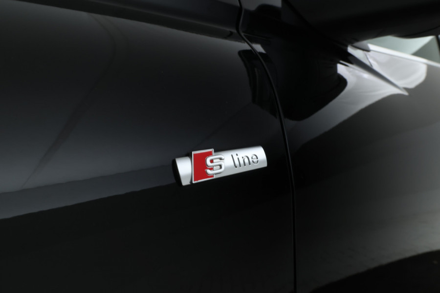 Audi Q4 Sportback e-tron 40 S edition 77 kWh Volleder, Navigatie, Digital Dash!