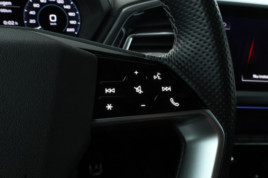 Audi Q4 Sportback e-tron 40 S edition 77 kWh Volleder, Navigatie, Digital Dash!
