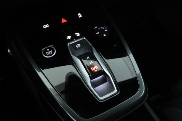 Audi Q4 Sportback e-tron 40 S edition 77 kWh Volleder, Navigatie, Digital Dash!