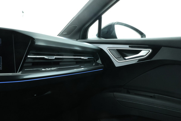 Audi Q4 Sportback e-tron 40 S edition 77 kWh Volleder, Navigatie, Digital Dash!