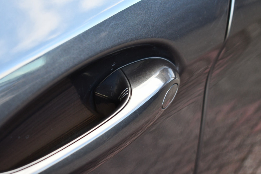 BMW 5 Serie 545e xDrive M-Sport Pano Comfseat HUD ACC H/K 360 Laser