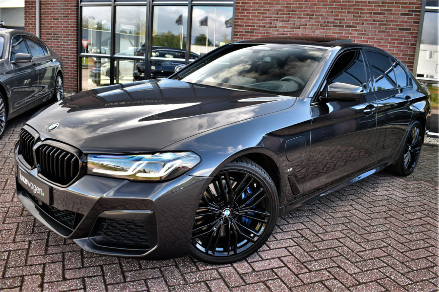 BMW 5 Serie 545e xDrive M-Sport Pano Comfseat HUD ACC H/K 360 Laser