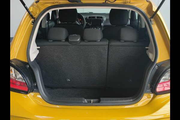 Mitsubishi Space Star 1.2 Dynamic uit 2023 Rijklaar + 12 maanden Bovag-garantie Henk Jongen Auto's in Helmond,  al 50 jaar service zoals 't hoort!