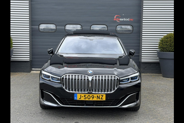 BMW 7 Serie 745Le xDrive High Executive | TV Schermen | Panoramadak | 360* Camera | Massage | Head-Up Display |