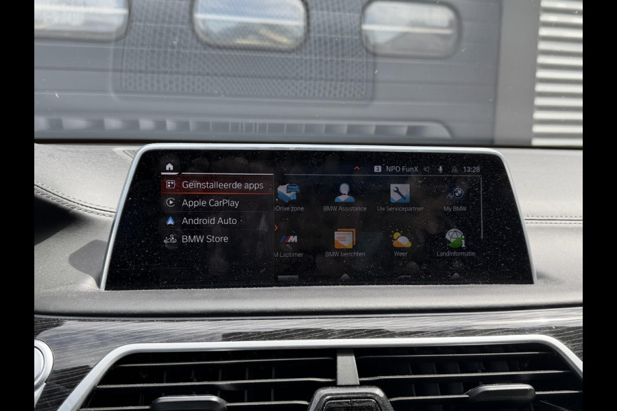 BMW 7 Serie 745Le xDrive High Executive | TV Schermen | Panoramadak | 360* Camera | Massage | Head-Up Display |
