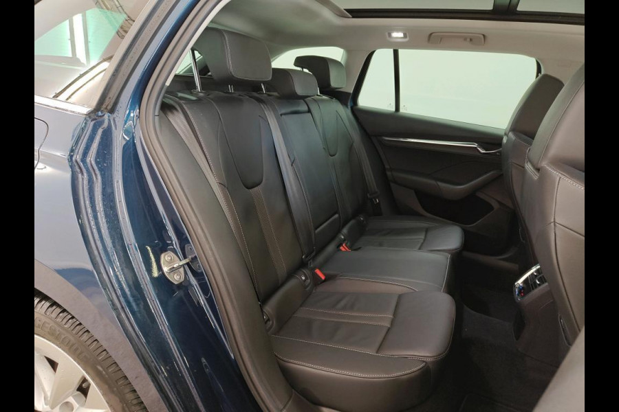 Škoda Octavia Combi 1.0 e-TSI Business Edition Plus NL-AUTO | PANODAK | LEDER | CAMERA