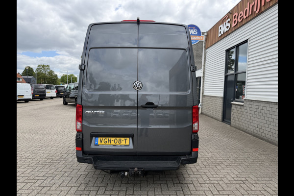 Volkswagen Crafter 35 2.0 TDI 177pk L3H3 ( L2H2 ) DC 6 persoons Comfortline / euro 6 / bpm vrij / vaste prijs rijklaar € 31.950 ex btw / lease vanaf € 521 / airco / cruise / grijs metallic !