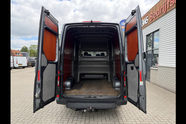 Volkswagen Crafter 35 2.0 TDI 177pk L3H3 ( L2H2 ) DC 6 persoons Comfortline / euro 6 / bpm vrij / vaste prijs rijklaar € 31.950 ex btw / lease vanaf € 521 / airco / cruise / grijs metallic !
