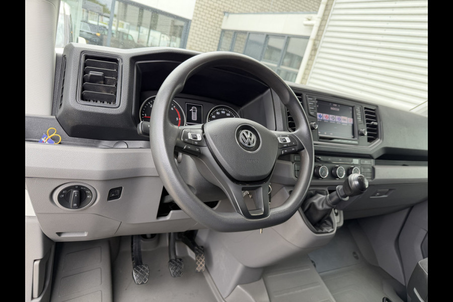 Volkswagen Crafter 35 2.0 TDI 177pk L3H3 ( L2H2 ) DC 6 persoons Comfortline / euro 6 / bpm vrij / vaste prijs rijklaar € 31.950 ex btw / lease vanaf € 521 / airco / cruise / grijs metallic !