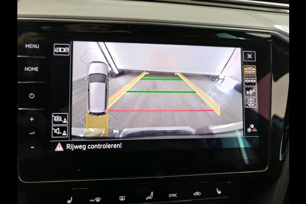 Volkswagen Passat Variant 1.4 TSI PHEV GTE Business NL-AUTO | STOELVERWARMING | CAMERA