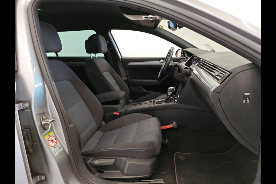Volkswagen Passat Variant 1.4 TSI PHEV GTE Business NL-AUTO | STOELVERWARMING | CAMERA