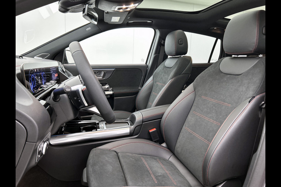 Mercedes-Benz EQA 250+ Business Solution AMG 71 kWh | Premium pakket | Nightpakket | DISTRONIC | Panoramaschuifdak | 360° camera | 20 inch multispaaks lichtmetalen velgen | Burmester Surround Sound |