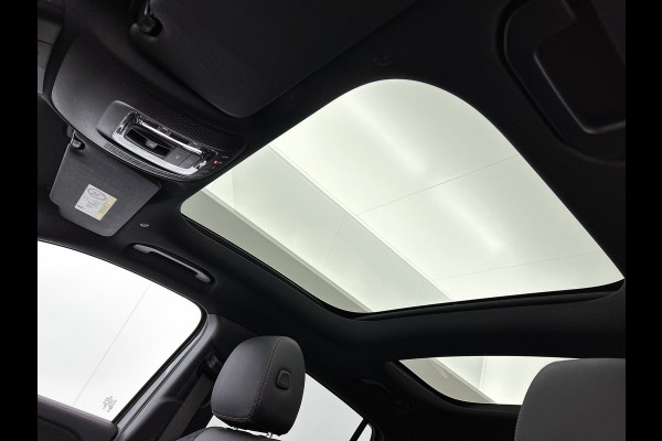 Mercedes-Benz EQA 250+ Business Solution AMG 71 kWh | Premium pakket | Nightpakket | DISTRONIC | Panoramaschuifdak | 360° camera | 20 inch multispaaks lichtmetalen velgen | Burmester Surround Sound |