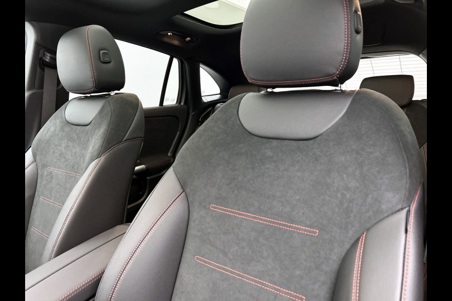 Mercedes-Benz EQA 250+ Business Solution AMG 71 kWh | Premium pakket | Nightpakket | DISTRONIC | Panoramaschuifdak | 360° camera | 20 inch multispaaks lichtmetalen velgen | Burmester Surround Sound |
