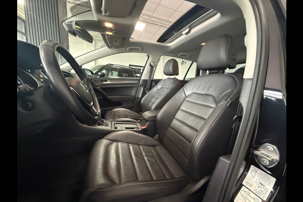 Volkswagen Golf 1.6 TDI Highline Business R Pano/Automaat