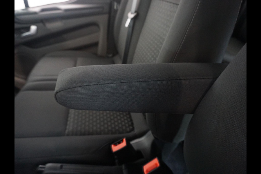 Ford Transit Custom 300 2.0 TDCI Automaat L2H1 Trend Dubbele Cabine Airco Navigatie Cruisecontrol Camera PDCVA Trekhaak