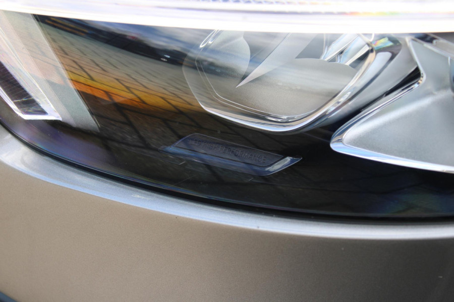 Mercedes-Benz A-Klasse 220 190PK AUTOMAAT BUSINESS SOLUTION AMG | PANORAMA SCHUIF/KANTEL DAK | SFEER VERLICHTING VOOR + ACHTER | STOEL VERWARMING OP BEIDE VOORSTOELEN | MULTIBEAM LED KOPLAMPEN | ACHTERUITRIJ CAMERA | APPLE CARPLAY/ANDROID AUTO | NAVIGATIE | CRUISE CONTROL | NIGHT PAKKET | VERKEERSLICHTEN WEERGAVE | 17" LICHTMETALEN VELGEN AMG | HEMELBEKLEDING ZWART | MBUX MULTIMEDIA SYSTEEM | SPORTSTOELEN | PARKEERSENSOREN VOOR + ACHTER | DRAADLOZE TELEFOONLADER |