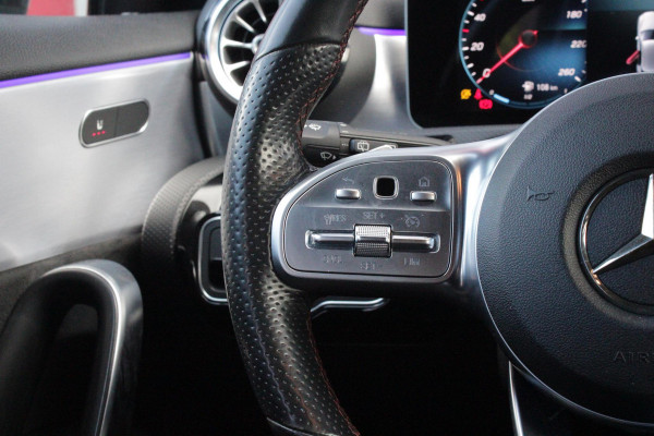 Mercedes-Benz A-Klasse 220 190PK AUTOMAAT BUSINESS SOLUTION AMG | PANORAMA SCHUIF/KANTEL DAK | SFEER VERLICHTING VOOR + ACHTER | STOEL VERWARMING OP BEIDE VOORSTOELEN | MULTIBEAM LED KOPLAMPEN | ACHTERUITRIJ CAMERA | APPLE CARPLAY/ANDROID AUTO | NAVIGATIE | CRUISE CONTROL | NIGHT PAKKET | VERKEERSLICHTEN WEERGAVE | 17" LICHTMETALEN VELGEN AMG | HEMELBEKLEDING ZWART | MBUX MULTIMEDIA SYSTEEM | SPORTSTOELEN | PARKEERSENSOREN VOOR + ACHTER | DRAADLOZE TELEFOONLADER |