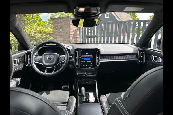 Volvo XC40 Recharge P8 AWD R-Design | Panoramadak | Camera | Warmtepomp | NL-Auto |