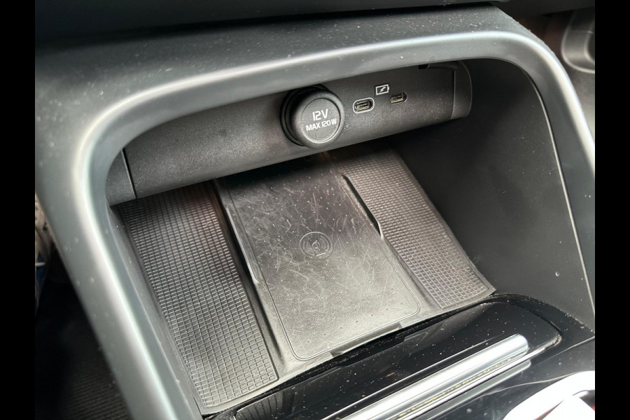 Volvo XC40 Recharge P8 AWD R-Design | Panoramadak | Camera | Warmtepomp | NL-Auto |