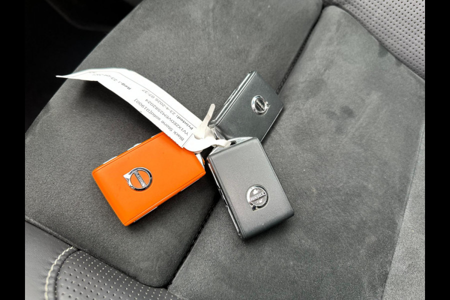 Volvo XC40 Recharge P8 AWD R-Design | Panoramadak | Camera | Warmtepomp | NL-Auto |