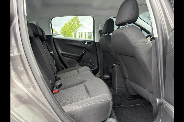 Peugeot 208 1.2 PureTech Blue Lion 2e Eigenaar,5 Deurs,Navi,Airco,Cruise,Pdc,Carplay,N.A.P,Weinig km,Zeer Zuinig,Apk tot 07-2027
