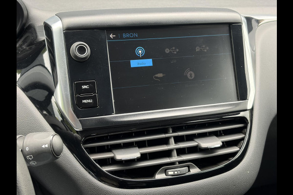 Peugeot 208 1.2 PureTech Blue Lion 2e Eigenaar,5 Deurs,Navi,Airco,Cruise,Pdc,Carplay,N.A.P,Weinig km,Zeer Zuinig,Apk tot 07-2027