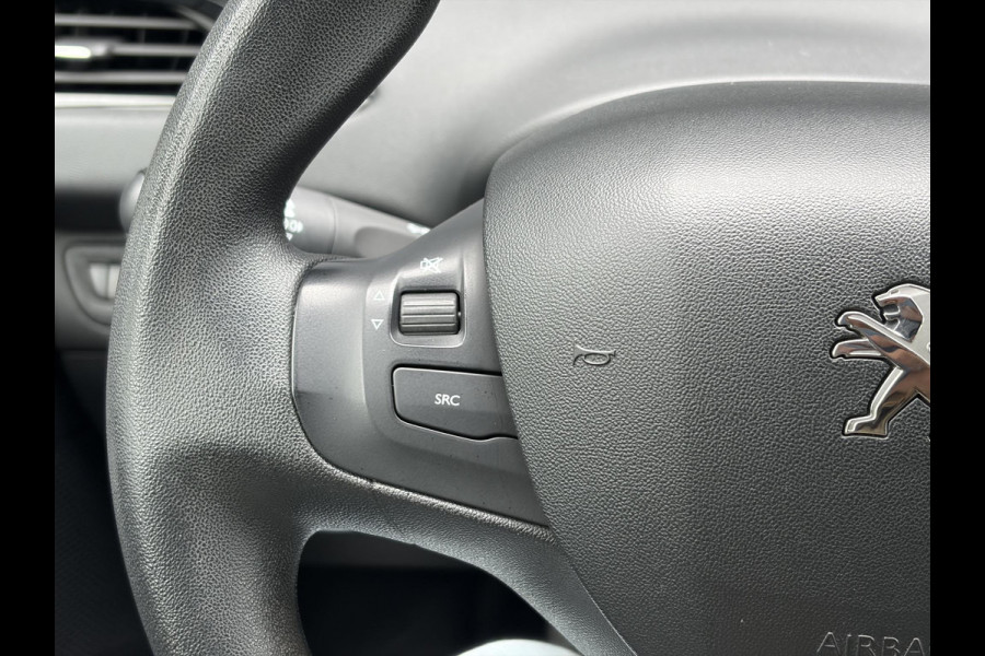 Peugeot 208 1.2 PureTech Blue Lion 2e Eigenaar,5 Deurs,Navi,Airco,Cruise,Pdc,Carplay,N.A.P,Weinig km,Zeer Zuinig,Apk tot 07-2027