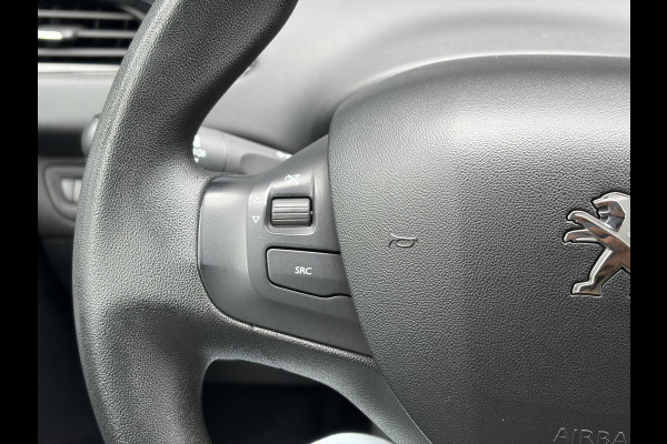 Peugeot 208 1.2 PureTech Blue Lion 2e Eigenaar,5 Deurs,Navi,Airco,Cruise,Pdc,Carplay,N.A.P,Weinig km,Zeer Zuinig,Apk tot 07-2027