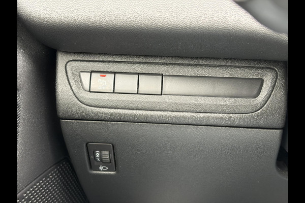 Peugeot 208 1.2 PureTech Blue Lion 2e Eigenaar,5 Deurs,Navi,Airco,Cruise,Pdc,Carplay,N.A.P,Weinig km,Zeer Zuinig,Apk tot 07-2027