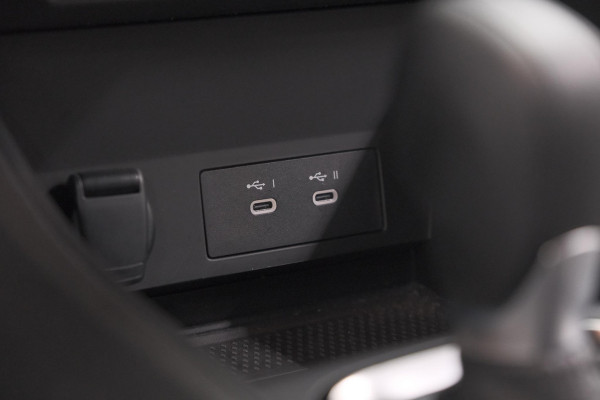Renault Captur 1.6 E-Tech Full Hybrid 145 Techno | Camera | Navigatie | Apple Carplay | Parkeersensoren