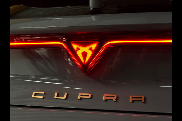 CUPRA Leon 1.5 eTSI VZ Performance PANO|TREKHAAK|SENNHEISER|AMBIENT|ACC|19 INCH