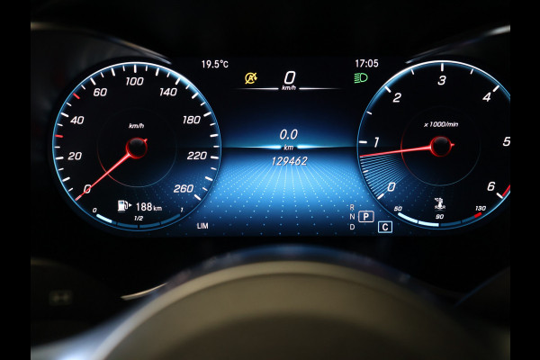 Mercedes-Benz C-Klasse Estate 220 d Premium Plus AMG Line [ELEKTRISCH VERSTELBARE STOELEN, SFEERVERLICHTING, ADAPTIVE CRUISE CONTROL, STOELVERWARMING, CAMERA, PDC 360, DIGITAL DASH, BLUETOOTH, CLIMATE, NIEUWSTAAT]