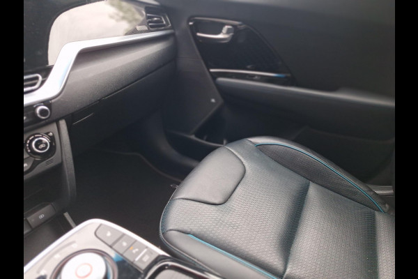 Kia e-Niro DynamicLinePlus 64 kWh | SOH: nnb | Leder | Adaptive CC | Climate | Navi | Stoel-en Stuurverwarming |