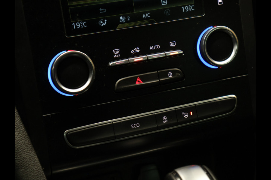 Renault Mégane Estate 1.3 TCe GT-Line [APPLE CARPLAY, ANDROID, CAMERA, PARKEERHULP, PDC 360, LED, CRUISE CONTROL, BLUETOOTH, CLIMATE CONTROL, NAVIGATIE, NIEUWSTAAT]