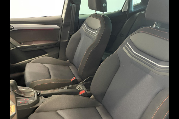 Seat Ibiza 1.0 110pk TSI DSG FR | DEMO ! | Climate control Cruise control LED Voorstoelen verwarmd Parkeersensoren Navigatie Apple Carplay/ Android Auto