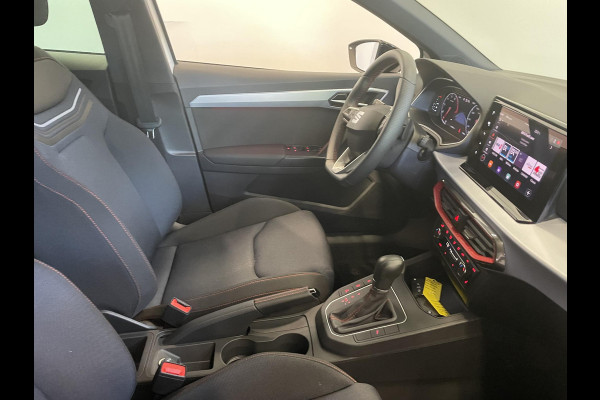 Seat Ibiza 1.0 110pk TSI DSG FR | DEMO ! | Climate control Cruise control LED Voorstoelen verwarmd Parkeersensoren Navigatie Apple Carplay/ Android Auto