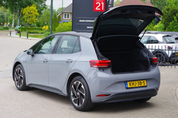 Volkswagen ID.3 Life 58 kWh 204 PK, SOH 89%, Adap. Cruise Control, Carplay, Warmtepomp, Stuur- & Stoelverwarming, Keyless