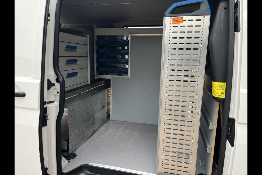 Volkswagen Transporter 2.0 TDI 102pk E6 Comfortline 3p Service bus Lease €276 p/m, Airco, Carplay, PDC, Sortimo inrichting, 2x Schuifdeur. Volledig onderhoudshistorie aanwezig
