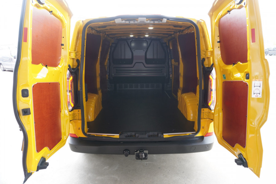 Ford E-Transit Cust. 340 L2H1 136PK Trend 65 kWh Automaat Nr. V043 | Airco | Cruise | Camera | Apple CP | Trekhaak  Laadruimte betimmering